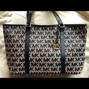 Michael Kors black and gray bag